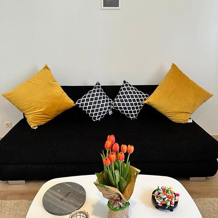 Cozy 8-Person Home In Vienna Located At Haberlgasse 82 N1 Exterior photo
